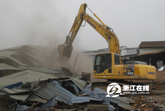 耕地机_人均耕地不足0.3亩(2)